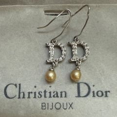 6643.ワケアリ Christian Dior ディオール 両耳用 ピアス - メルカリ