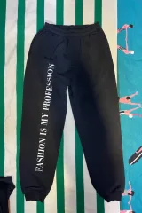 VETEMENTS ヴェトモンのサムネイル