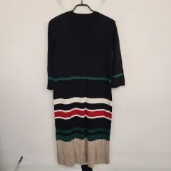 レディース55 size ニット ONE PIECE