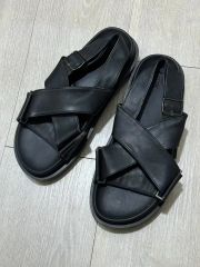 ZARA クロスストラップサンダル ブラック サイズ43(27.5cm) メンズ