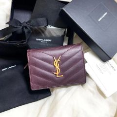 美品✨イヴ・サンローラン 折り財布 赤 ゴールドロゴ キルティング 本