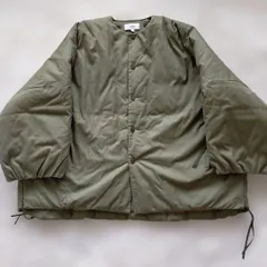 【サイズ１】Hyke OXFORD COLLARLESS BIG JACKET オーバーサイズ ナイロン オックスフォード カラーレス ビッグ ジャケット カーキのサムネイル