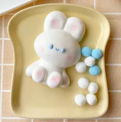 【手作、新品】恥ずかしがり屋うさぎ スクイーズ ふわもち 低反発 やわらか 癒し系 おもちゃ SNS人気 可愛い もちもち 手触り抜群 プレゼント ギフト tombika#