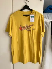 送料無料/新品/ナイキ スウッシュ 半袖Tシャツ/XL