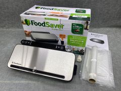 FoodSaver 真空パック機 本体とロール4本 - メルカリ