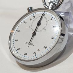 Supreme Seiko Alarm Clock 目覚まし時計 - メルカリ