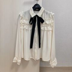 Reneアイボリー リボン付きフリルブラウス | Mercari
