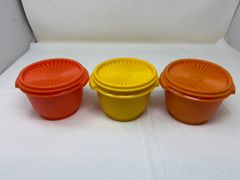 ◇未使用 保管品 タッパーウェア 3個セット ベルポピー 保存容器 赤