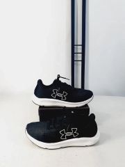 UNDER ARMOUR CHARGED EUROPA2 ランニング25.5cm - メルカリ