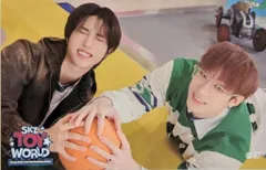 StrayKids 2024TOY WORLD BangChan/HAN ステッカー OFF)E賞