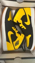 ジョーダン1 ミッド