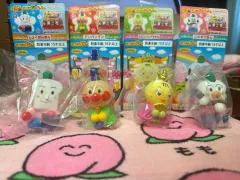 新品 バンダイ アンパンマン フィギュア (レア品)キルティングバッグ メロンパン アンパンマン おにぎりマン