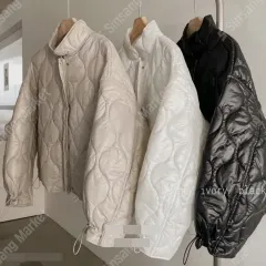 季節の変わり目 キルティング 白 シャーリング オーバーサイズフィット ルーズフィット 軽量 ショートダウン アウター