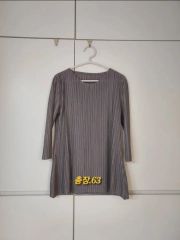 値下げしました‼️プリーツプリーズチュニック - メルカリ