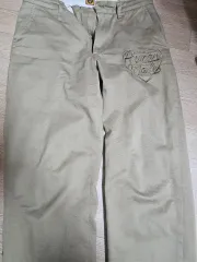 HUMAN MADE チノパンツ 出品のサムネイル