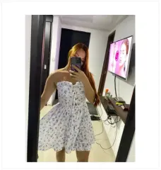 柔らかく軽い 花柄 プリント フリル 裾 ワンピース スカート