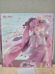 初音ミク 桜ミク お花見コーデVer. 1/6グッドスマイルカンパニー
