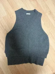 ニットベスト