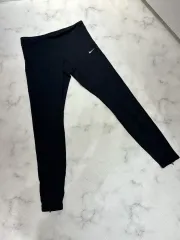 ナイキ ドライフィット レギンス
