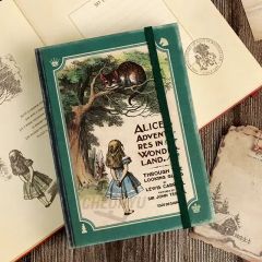 不思議の国のアリス＆鏡の国のアリス 洋書 英語版 ハードカバー 金箔 不思議の国のアリス＆鏡の国のアリス 洋書 英語版 ハードカバー 金箔