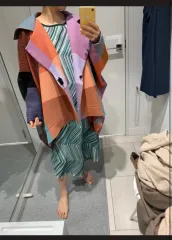 ISSEY MIYAKE コートのサムネイル