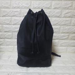 Brady ブレディ 巾着 リュック 黒 美品 made in England - メルカリ