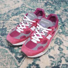 new balance M992KR KITH コラボ スニーカー レッド - メルカリ