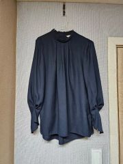 超美品 LE T I C I A ポンチョ ラグランブラウス ネイビー38サイズ 