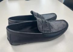 ほぼ未使用 COACH コーチ ローファー シグネチャー スリッポン US9D
