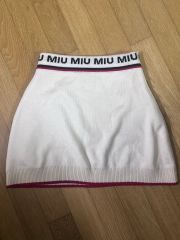 り*ご様 miu miu ミュウミュウ セットアップ - メルカリ