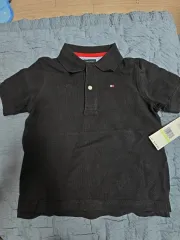 トミーヒルフィガー 黒 ポロTシャツ 3歳用