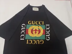 グッチ正規品 ヴィンテージ ロゴ コットン Tシャツのサムネイル