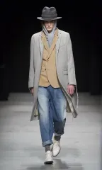 メゾンミハラヤスヒロ MIHARA YASUHIRO コレクション コートのサムネイル