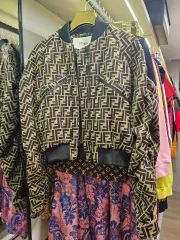 FENDI フェンディ ブルゾンのサムネイル