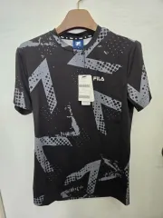 タグ付き新品 FILA フィラ 半袖Tシャツ デザイン綺麗です 85 XS)