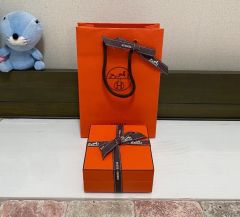 HERMES ハート型 ギフトボックス - メルカリ