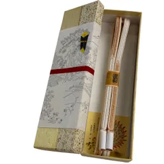 【美品】 帯締め 逸品 無形文化財 有職組紐 道明 幾何学模様 金糸 ピンクベージュ 正絹 和装小物  【中古】