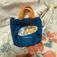 ポケモンポップアップ ヒトカゲ ミニポーチ ポケモン キーホルダー