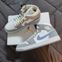 BOSSさん専用Nike Air Jordan 1 Mid ホワイト グレー - メルカリ