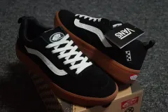 (275) VANS ヴァンズ スケート ジャバ ブラック ガムソール