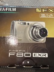 FUJIFILM FINEPIX AV230 シルバー - メルカリ