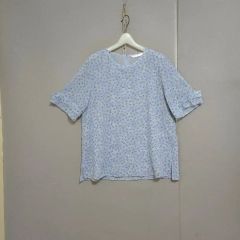 リバティブルーカペル柄ブラウス未使用エタミンヌ - メルカリ