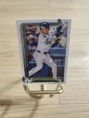 25 TOPPS LA ドジャーズ 翔平 大谷 (おおたに）野球カード