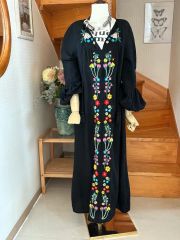 新品Freadaブラック 花柄刺繍 チュニック 長袖定価16,000円 - メルカリ