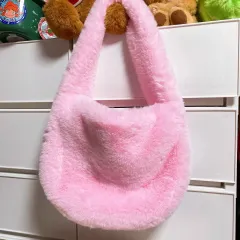 ピンク 柔らかい ファー ショルダーバッグ 出品