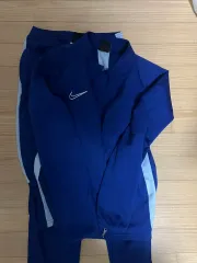 ナイキ トレーニングウェア セット サッカー
