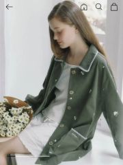 ローリーズファームC/Nシシュウダブルジャケット花柄刺繍完売オーバー