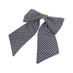 箱付き・美品】PRADA サフィアーノブレスレット チョーカー - メルカリ