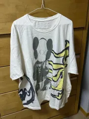 トラヴィス スコット x フラグメント x カウズ Tシャツ XXL