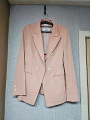 美品】anuans シアーピンクベージュジャケット - メルカリ
